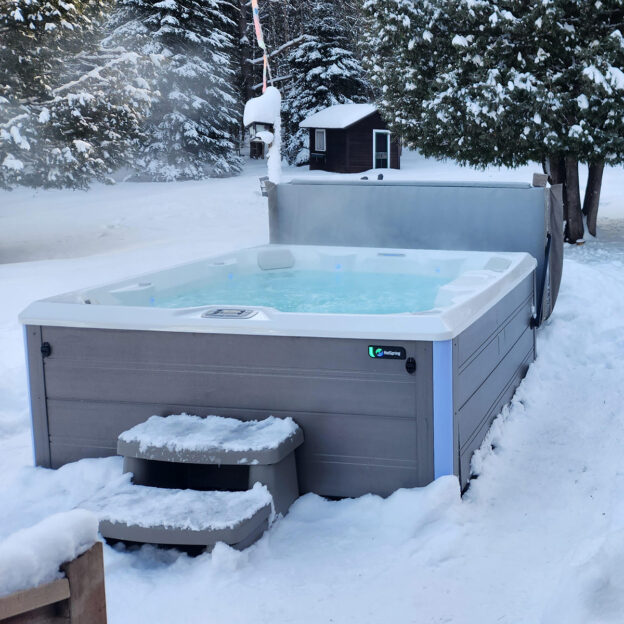 hot tub snow adirondacks