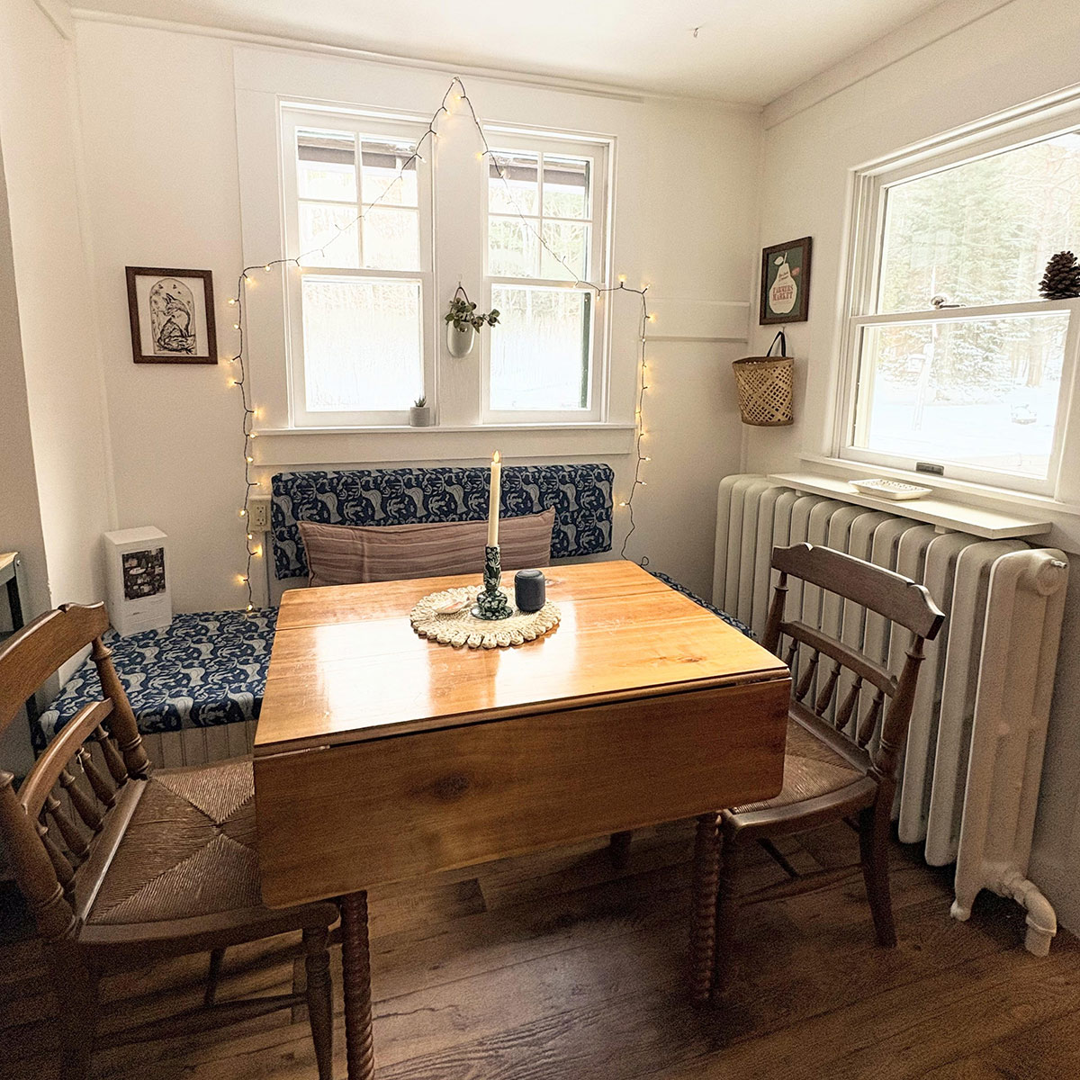kitchen nook table